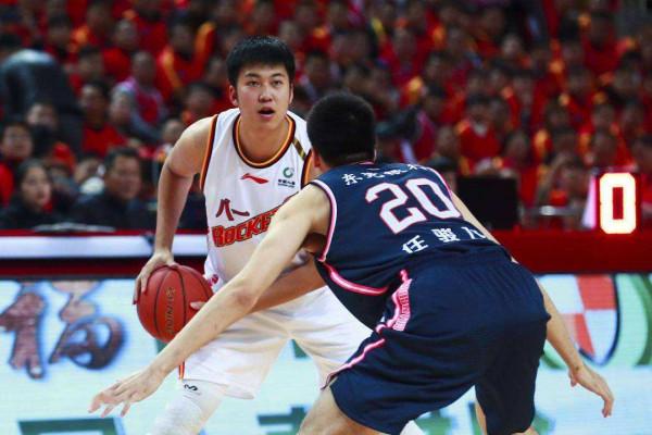 塵埃落定，遼寧籍名將正式走向退役，郭士強攤牌了，不留任何機會