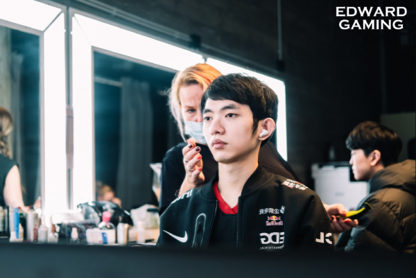 希望EDG聖槍哥爭氣！韓媒發文暗諷LPL，寧王和小天或成僅存榮光