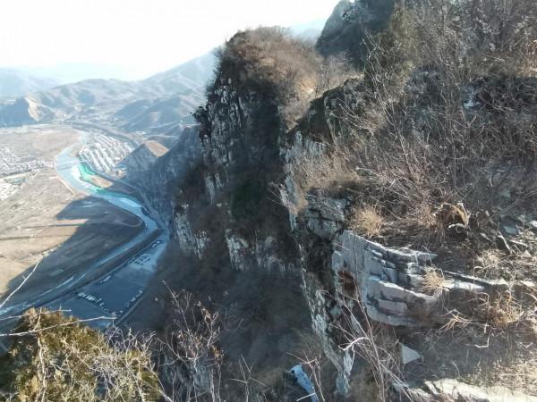 京西小華山—體驗險峻,尋古道,賞馬蹄窩,探溶洞 京西小華山—體驗險峻,尋古道,賞馬蹄窩,探溶洞
