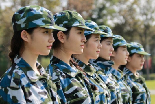 開學僅一週，00後女大學生瞞著父母退學，“主意正”叫人理解不了