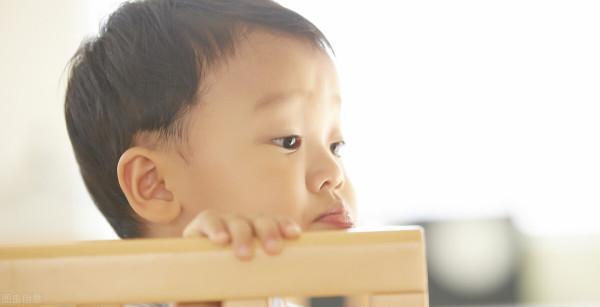 媽媽，我不要在學校拉臭臭