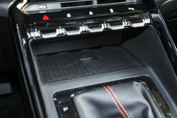 想花10萬左右買省油SUV，繞不開這三款，均配主動剎車，全景天窗