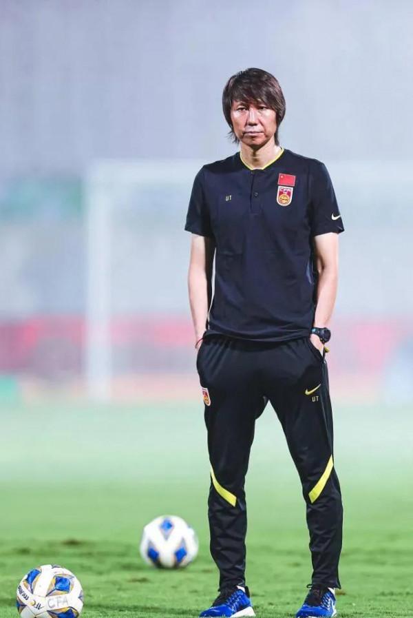 李霄鵬李鐵應該向水慶霞學習三點