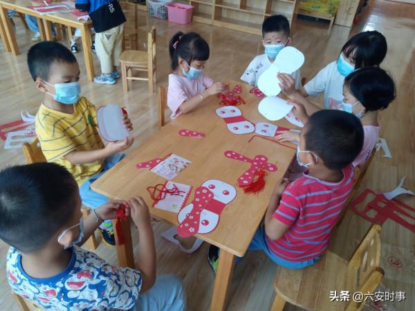 雙河鎮中心幼兒園開展“過中秋 慶團圓”主題活動