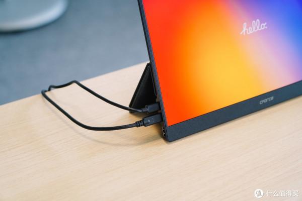 萬金油還是吃灰神器：聊聊4K+OLED便攜屏存在的意義