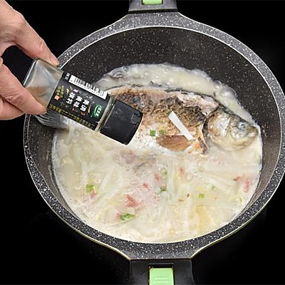 常吃蘿蔔鯽魚湯的人普遍比同齡人身體好