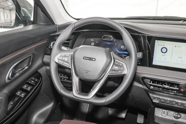 長安歐尚X7 PLUS 1&period;5T 藍鯨版，動力有優勢，綜合實力如何呢