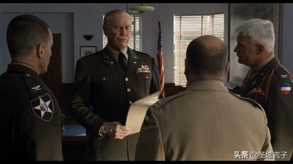 300多萬大軍諾曼底登陸戰,屍橫遍地血染沙灘,犧牲1隊人營救1個人 300多萬大軍諾曼底登陸戰,屍橫遍地血染沙灘,犧牲1隊人營救1個人