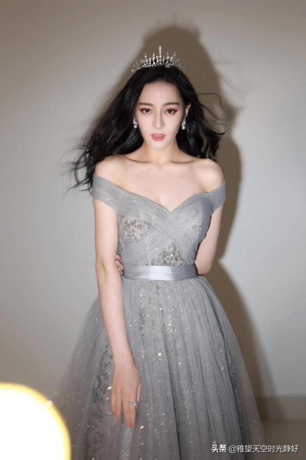 盤點迪麗熱巴那些可以封神的禮服裙大賞 每一件都是絕美 豔壓群芳