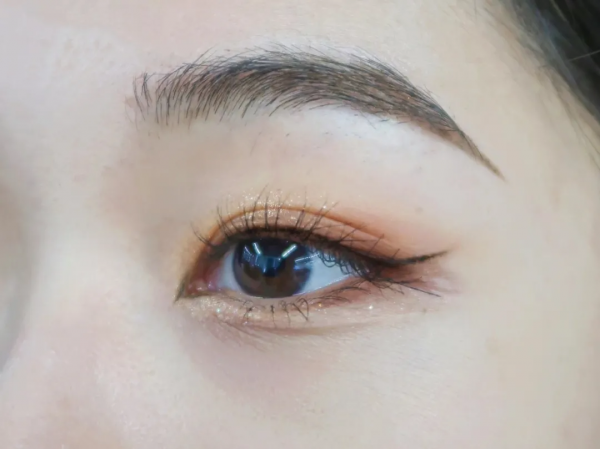 楊冪新造型好美，不愧是過年穿搭天花板