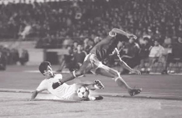 07年足壇鐵門李富勝葬禮：千人悼念，蔡明到場，曾力保王治郅軍籍