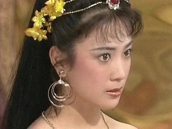 《封神榜》31年：藍天野封神，男主31年無作品，女主自毀前程