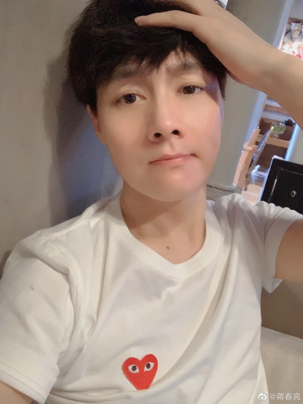 導演蔣春亮意外離世，死亡原因疑似心臟猝死，親妹妹最後送別