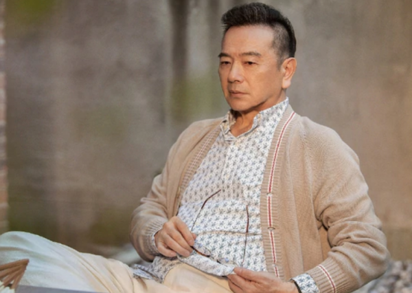 66歲港星顧冠忠宣佈當網紅!被贊普通話很標準,已移居內地數月 66歲港星顧冠忠宣佈當網紅!被贊普通話很標準,已移居內地數月