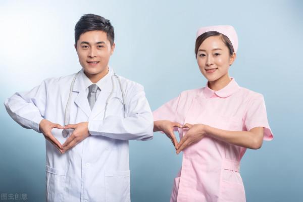 只有到達一定高度，才敢如此低調