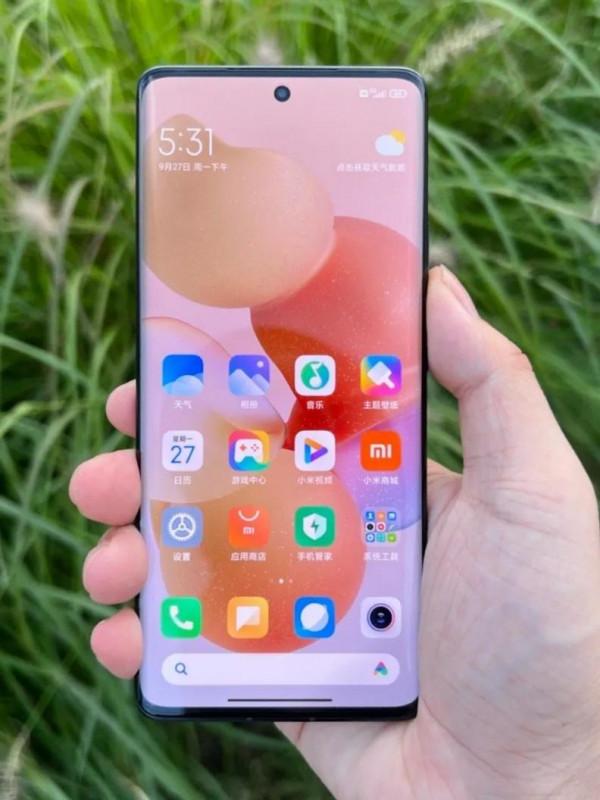 這才是大家期待的小屏旗艦！6.3寸屏 小米12mini或將於下個月釋出