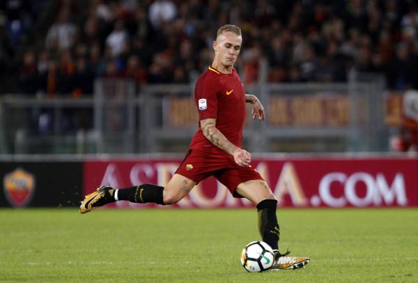 羅馬後衛:穆帥讓我變得更好,以前我喜歡喝酒現在不這麼做了 羅馬後衛:穆帥讓我變得更好,以前我喜歡喝酒現在不這麼做了