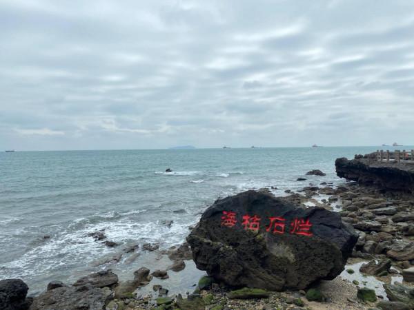 漫步鱷魚山