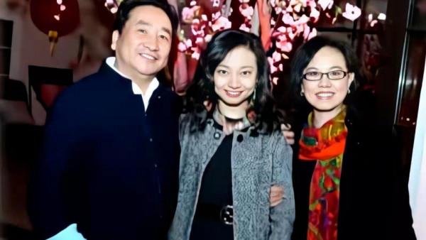 姜昆&colon;23年前不顧老婆反對收養6歲男孩，成名後還幫他尋找親生父母