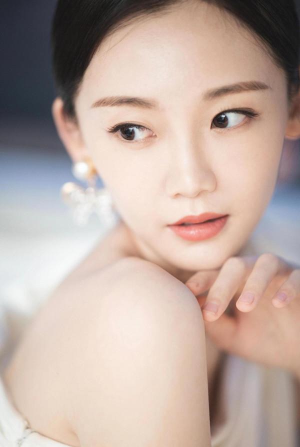 苗苗～高畫質寫真集，特美，現在知道為何鄭凱最終選擇苗苗了吧