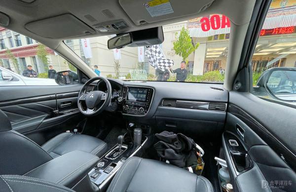 西藏去了很多次,這次開著歐藍德進入了不丹邊境 西藏去了很多次,這次開著歐藍德進入了不丹邊境