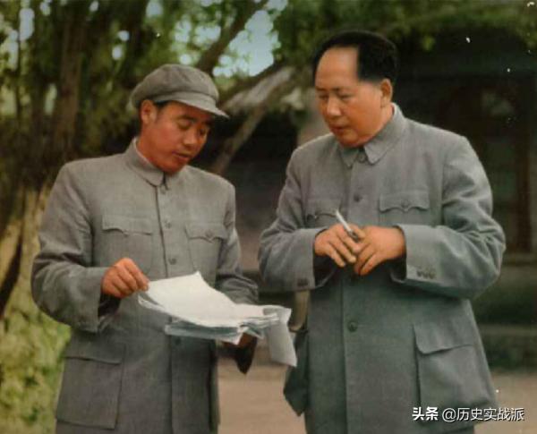 1965年,毛主席在武漢接見張平化,毛主席:你陪我回一趟井岡山吧 1965年,毛主席在武漢接見張平化,毛主席:你陪我回一趟井岡山吧