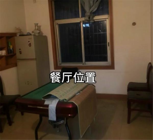 一家三口低價買122㎡二手房，用2個月將破舊小家，改造成舒適住宅