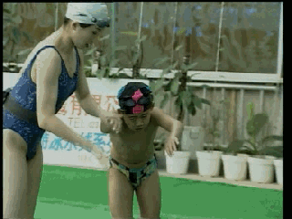 爬泳動作,五個頭部和手部最容易出現的常見錯誤問題 爬泳動作,五個頭部和手部最容易出現的常見錯誤問題