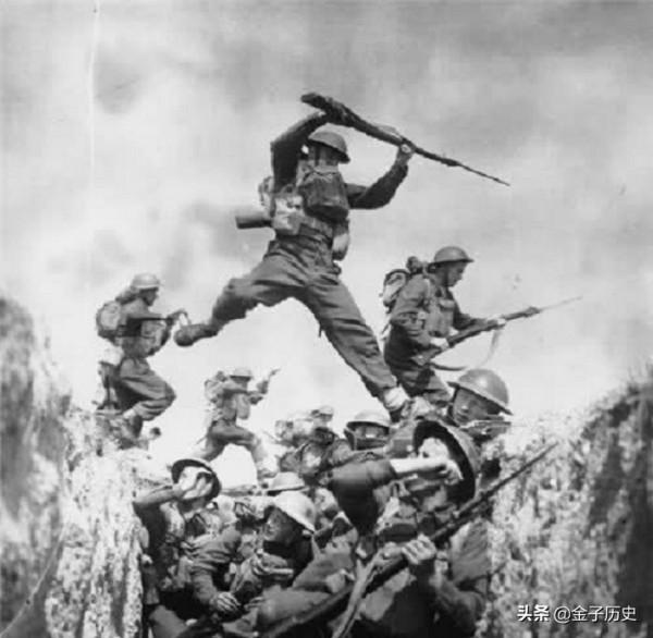 英軍皇家來復槍團,叫囂能打中國一個軍,卻被志願軍一個連吊打 英軍皇家來復槍團,叫囂能打中國一個軍,卻被志願軍一個連吊打