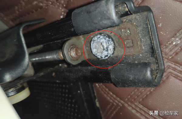 活久見,兩廂車配6缸發動機!9萬買輛曾經50萬的寶馬1系值不值? 活久見,兩廂車配6缸發動機!9萬買輛曾經50萬的寶馬1系值不值?