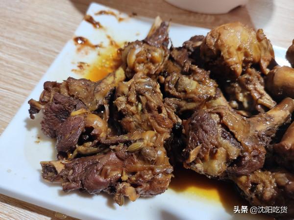 焦烤的雞架,原以為能不錯,結果沒想到吃起來是這樣的 焦烤的雞架,原以為能不錯,結果沒想到吃起來是這樣的