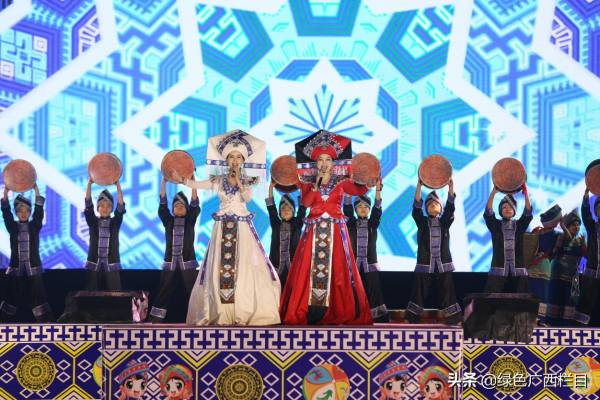 中國壯語春晚&mdash;&mdash;民族文化的傳承者：青年歌手陳明珍