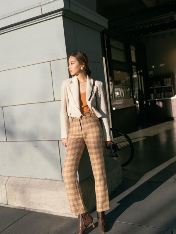 女人過40要學會斷舍離,闊腿褲別穿了,這4條直筒褲才是冬季首選 女人過40要學會斷舍離,闊腿褲別穿了,這4條直筒褲才是冬季首選