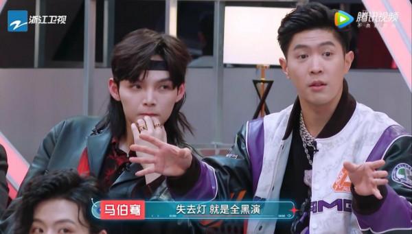 張楚的&OpenCurlyDoubleQuote;天真&rdquo;讓華少很尷尬，《閃光的樂隊》賽制被打臉