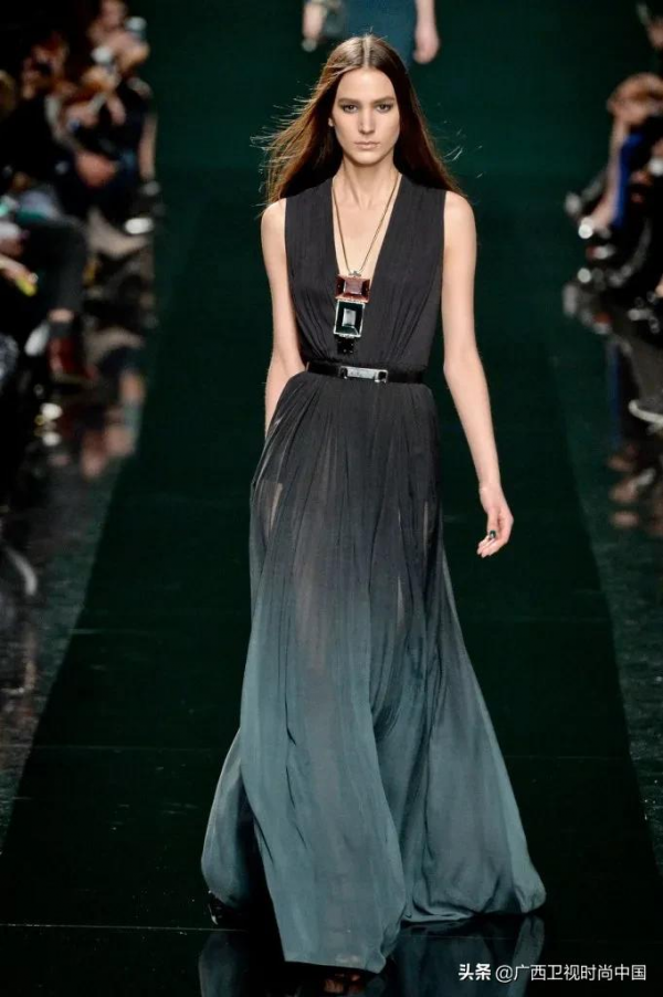 黑色創造的一百種可能,每一種都是經典 黑色創造的一百種可能,每一種都是經典