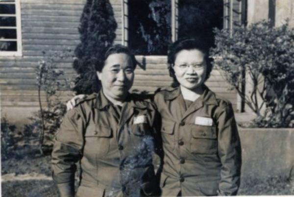 “雙槍黃八妹”：從女匪頭子到抗日英雄，曾用美人計誘殺日本少佐