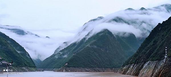 秋入三峽 體仙境人生 賞三峽雲雨
