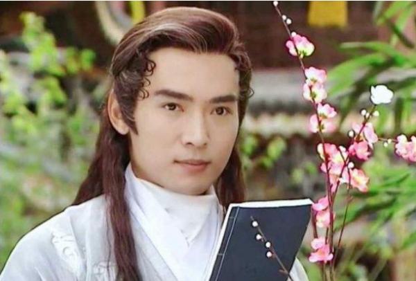 “病態美男”別硬演，有人的病態驚豔了時光，有人的病態像個笑話