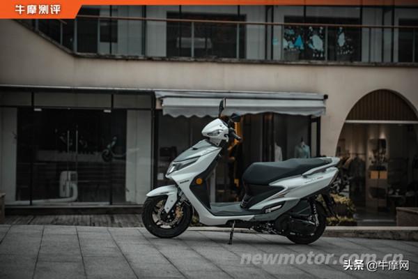 據說這是萬元內的都市型踏板典範?豪爵UCR125 據說這是萬元內的都市型踏板典範?豪爵UCR125