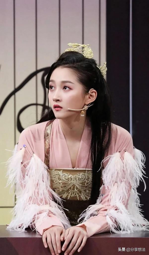 關曉彤古裝照‖桌布 關曉彤古裝照‖桌布