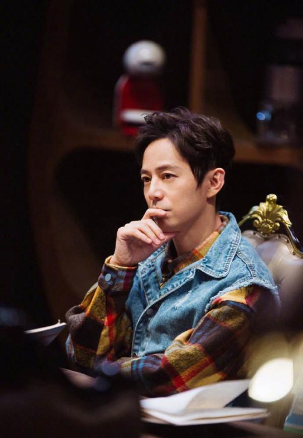 何炅新沂影視工作室登出,從人人開公司,到集體登出,這背後為何 何炅新沂影視工作室登出,從人人開公司,到集體登出,這背後為何