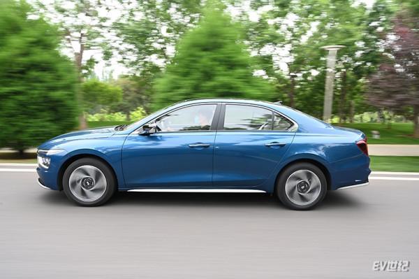 沒短板就是最大優勢，試駕北京現代名圖純電動