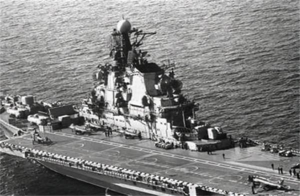 韓國賣給中國一艘廢航母,自認為賺大了,結果我國獲得更大回報 韓國賣給中國一艘廢航母,自認為賺大了,結果我國獲得更大回報