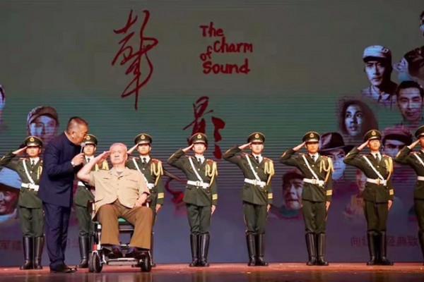 《霓虹燈下的哨兵》趙大大，與曹銀娣離婚後，袁嶽孤獨走完餘生？