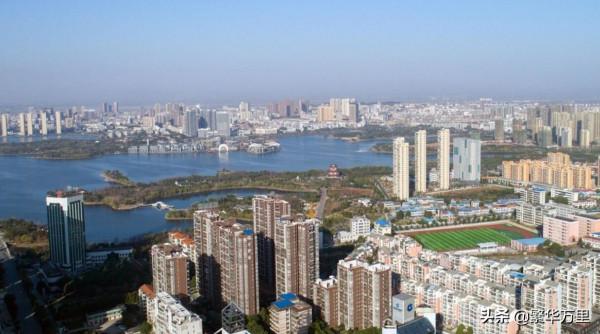 湖北省的區劃調整，12個地級市之一，黃岡市為何有10個區縣？