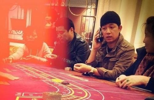 潘粵明:離異後,董潔不讓我看兒子,我的親情愛情都有淚 潘粵明:離異後,董潔不讓我看兒子,我的親情愛情都有淚