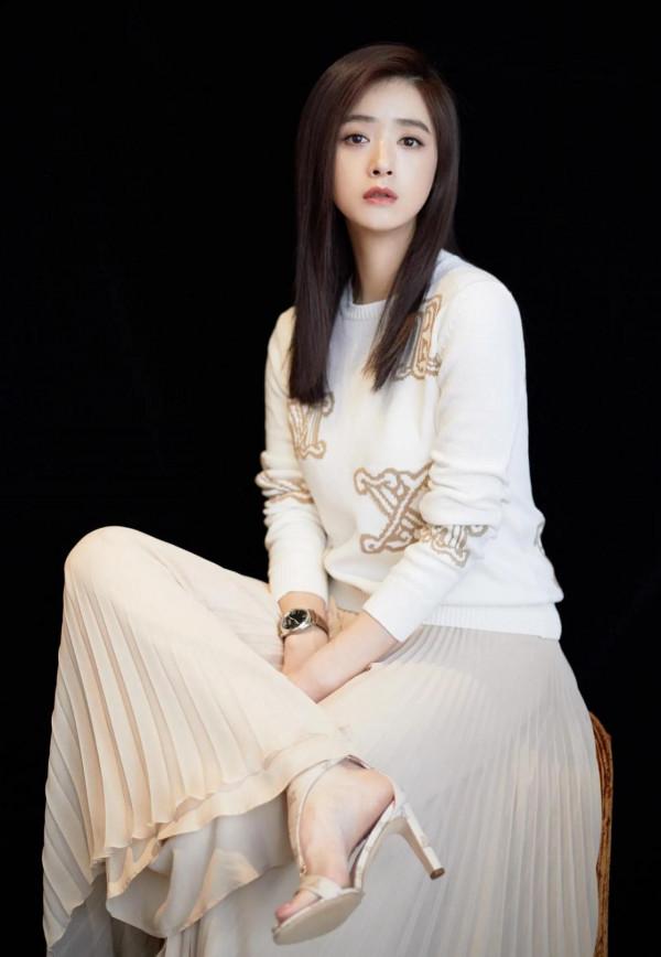 蔣欣，最具靈性的眼神，優雅迷人