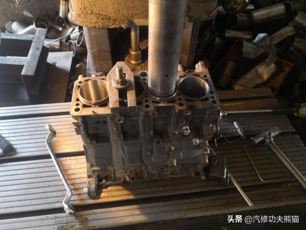 將近十年的奧迪A6L2.0T徹底擺脫燒機油，老驥伏櫪志在千里