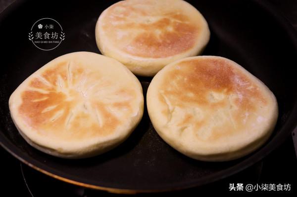 紅糖餅新做法，不發麵不用烤，無水無油，5分鐘做好，比麵包好吃