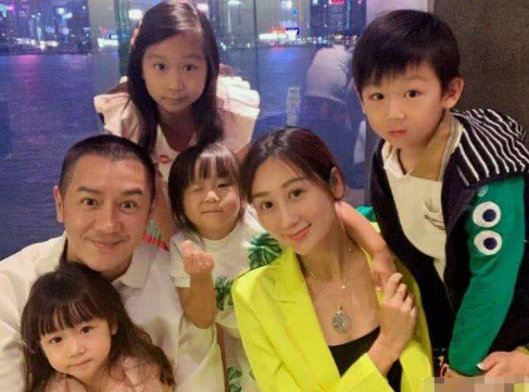 10對經典熒幕情侶再同框，許晴李亞鵬惹爭議，陸毅蘇瑾讓人惋惜